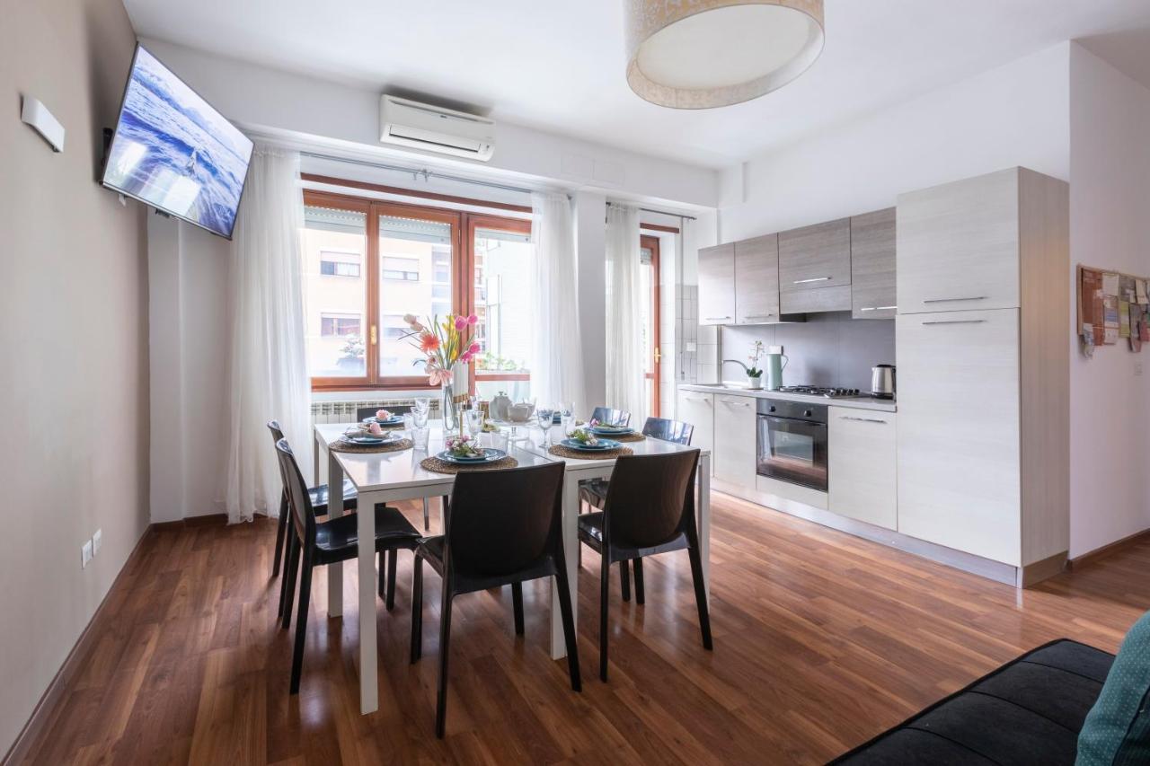 Momo Central Rome 3 Екстериор снимка
